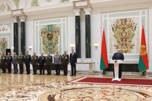 Лукашенко: Беларусь будет делать все, чтобы урегулировать отношения с соседями дипломатическим образом