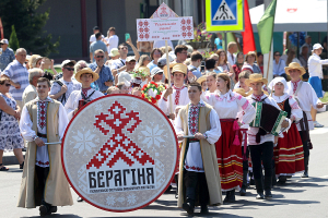 В городском поселке Октябрьский прошел XII Республиканский фестиваль фольклорного искусства «Берагіня»
