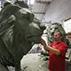  Могилевский скульптор в Минске делает львов для родного города, а помогают ему в этом братья Запашные