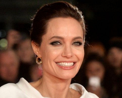 Анджелина Джоли нацелилась на пост генсекретаря ООН