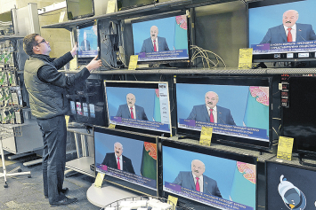Александр Лукашенко: Пока я президент, ни один камень в сторону россиянина брошен не будет!