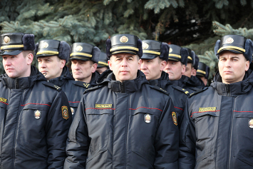 Белорусская милиция в свой вековой юбилей принимает поздравления