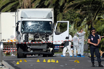 Врезаться в людей на автомобиле — новая тактика террористов?