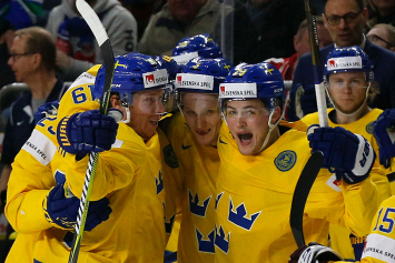 Вторым финалистом чемпионата мира по хоккею стала сборная Швеции