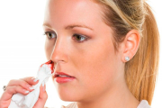 Как остановить носовое кровотечение?
