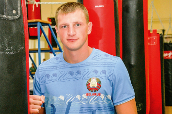 За пять лет Владислав Смягликов превратился из любителя в участника чемпионата мира по боксу