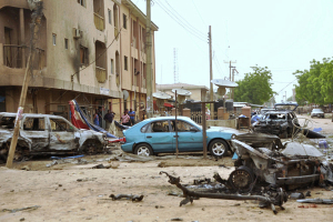 В Нигерии на рынке смертница устроила взрыв, минимум 27 человек погибли