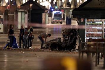 В связи с терактом в Испании объявлен трехдневный траур