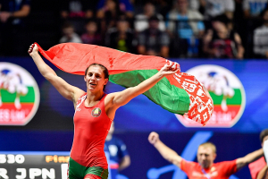 Ванесса Колодинская стала двукратной чемпионкой мира