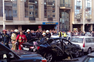 В центре Киева взорвался автомобиль 