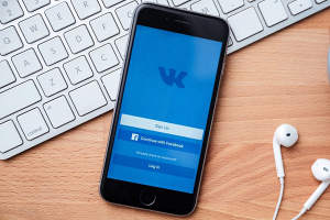 В соцсетях «ВКонтакте» и «Одноклассники» ограничили фоновое прослушивание музыки в мобильных приложениях