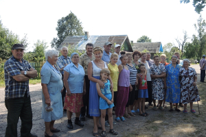 Почему жителей семи деревень Докшицкого района отрезали от ближайшего горпоселка шлагбаумом