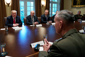 Дональд Трамп на встрече с военными заявил о «затишье перед бурей»