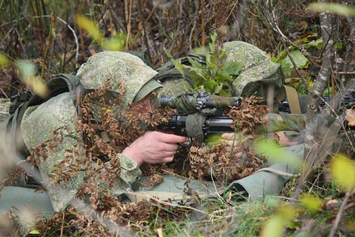 Снайперы из РФ и Беларуси отработали задачи в Псковской области