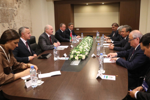  Лукашенко: Беларусь готова максимально быстро развивать отношения с Узбекистаном