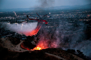 В Калифорнии пожары уничтожили около 3,5 тысяч построек