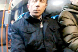 В Минске безбилетник брызнул в глаза контролеру из перцового баллончика