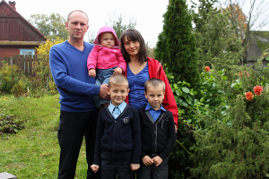 Столичный программист перевез семью из Минска в глухую деревню и счастлив