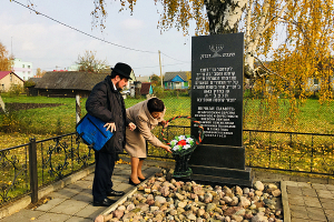 Школьники из Красного сохраняют память о жертвах Холокоста