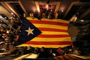 Парламент Каталонии признал решение испанских властей о своем роспуске