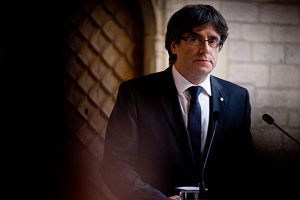 Отстраненный глава Каталонии Карлос Пучдемон сбежал в Бельгию