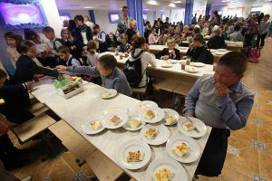 В Минске идет "перезагрузка" работы школьных столовых
