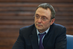 Во Франции задержали российского сенатора и бизнесмена Сулеймана Керимова