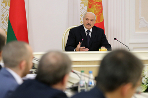 Лукашенко во Дворце Независимости призвал к мозговому штурму
