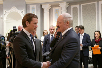 Лукашенко поздравил Курца с назначением на должность федерального канцлера Австрии