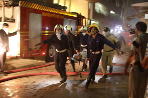 На пожаре торгового центра в Мумбаи погибло 15 человек