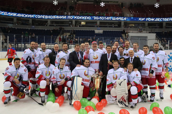 В Минске завершился традиционный Рождественский турнир любителей хоккея 