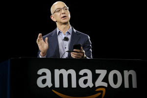Основатель Amazon стал самым богатым человеком в истории