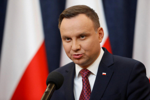 Президент Польши подписал закон об ограничении торговли по воскресеньям