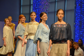 Белорусское тоже красивое. Репортаж с показа новой коллекции одежды из наших тканей