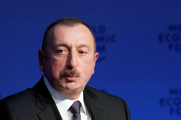 В Азербайджане 11 апреля пройдут досрочные президентские выборы