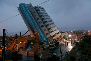 До 9-ти возросло число жертв землетрясения на Тайване