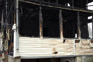 Три человека погибли на пожаре в строящемся доме в Минском районе