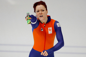 Голландская конькобежка тер Морс с олимпийским рекордом выиграла 1000 метров на Играх