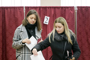 Венесуэльские наблюдатели отмечают хороший уровень организации досрочного голосования на местных выборах в Беларуси
