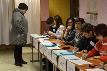 В Гомельской области открылось более 1000 избирательных участков. На одном из них первым проголосовал корреспондент «СБ»