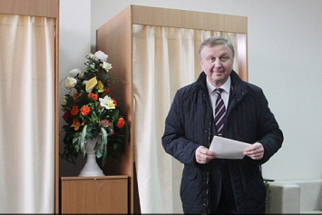 Кобяков проголосовал на выборах в местные Советы депутатов