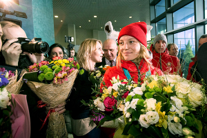 Добро пожаловать домой! В Беларусь с Олимпиады вернулась наша команда по фристайлу (ВИДЕО, ФОТО)