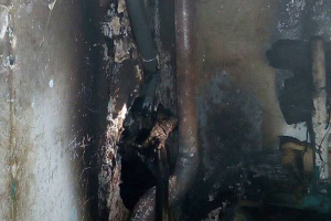 В Бегомле при пожаре в жилом доме спасли 12 человек