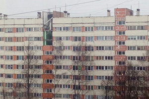 В Санкт-Петербурге в жилом доме прогремел взрыв, пострадали два человека (видео)