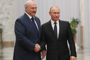 Лукашенко лично поздравил Путина с победой на выборах