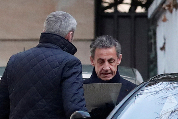 Николя Саркози обвиняют в финансировании его предвыборной кампании 2007 года Ливией