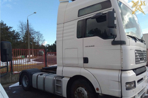 Таможня с начала года задержала 20 грузовиков с перебитыми VIN-номерами на миллион рублей