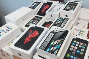 В Минске раскрыли схему продажи «серых» смартфонов – более 1500 проданных телефонов на 700 тыс. рублей