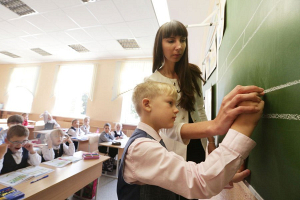 Почти все гимназии Минска наберут 1-е классы