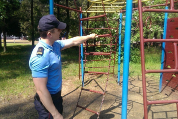 Милиция проверяет детские лагеря накануне открытия